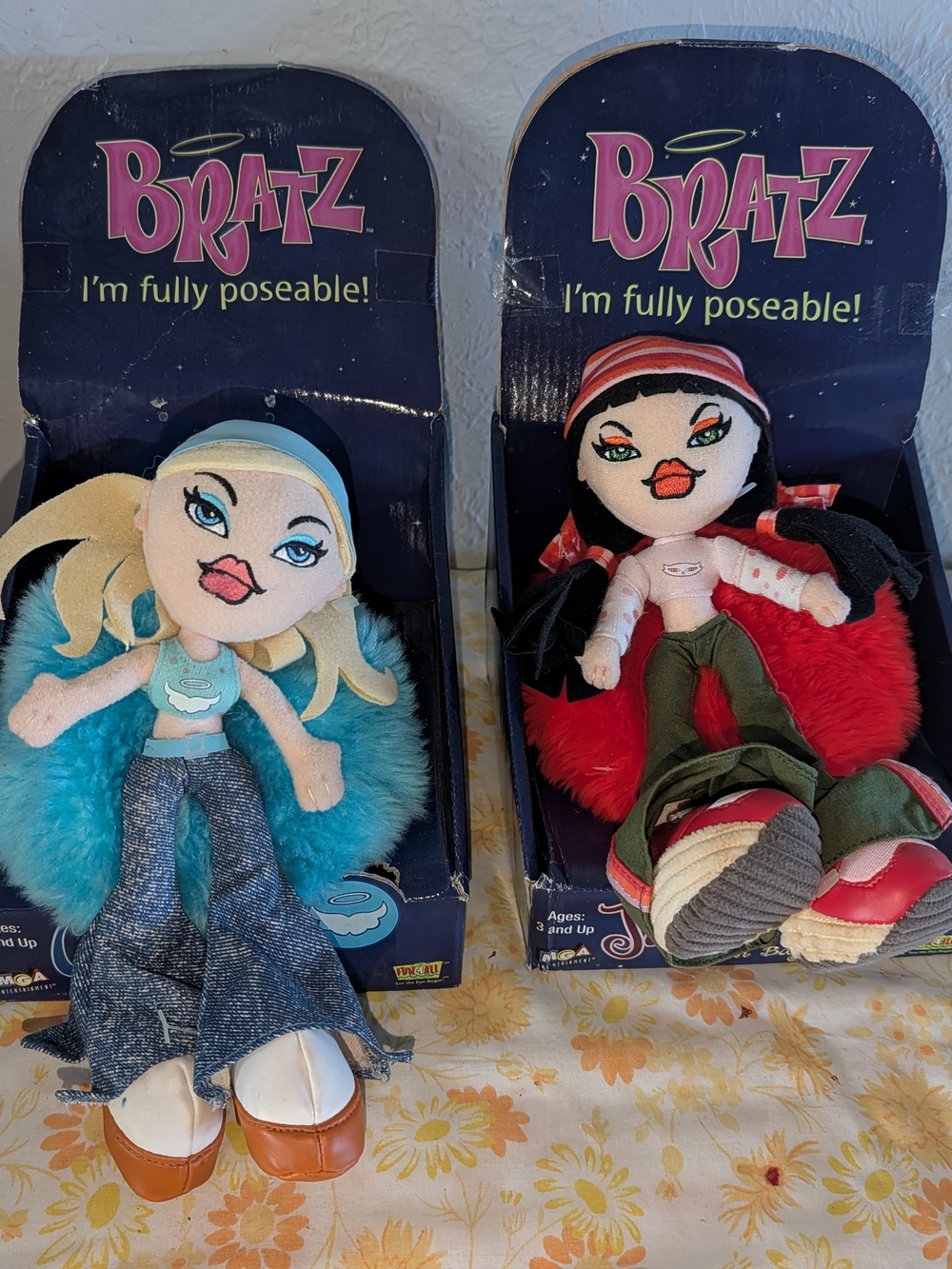 Bratz Plush Poseable Doll - Blonde with Teal & Black with Red